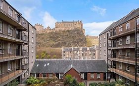 One Bedroom Websters Land Flat - Grassmarket