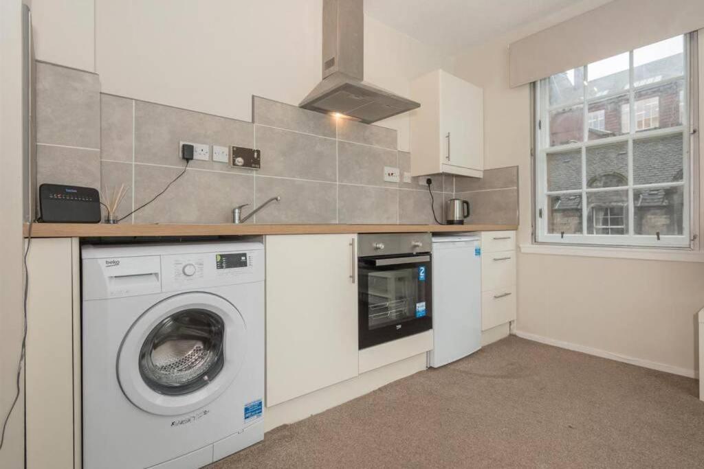 One Bedroom Websters Land Flat - Grassmarket Edimburgo Exterior foto